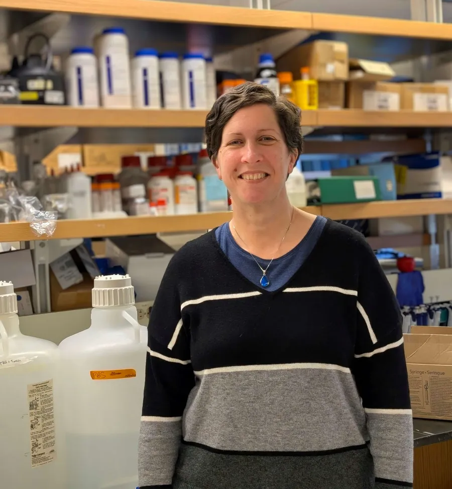  Lynne Swarbrick, Senior Research Associate